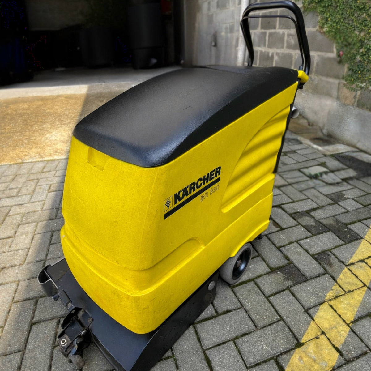 Lavadora e Secadora de Piso KARCHER BD 530 Monofásica Elétrica 220v - Semi nova