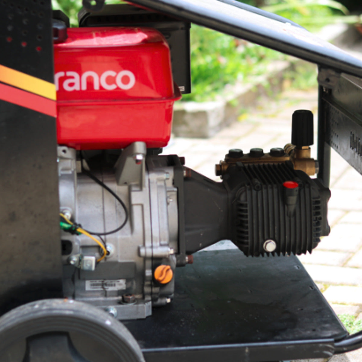 Hidrolavadora Semi Nova GHIBLI, mod. MHG 26/17 - 26l/min. | 170 bar | 15HP Gasolina